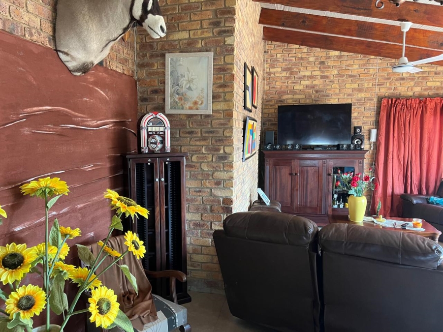 5 Bedroom Property for Sale in Vaal Marina Gauteng
