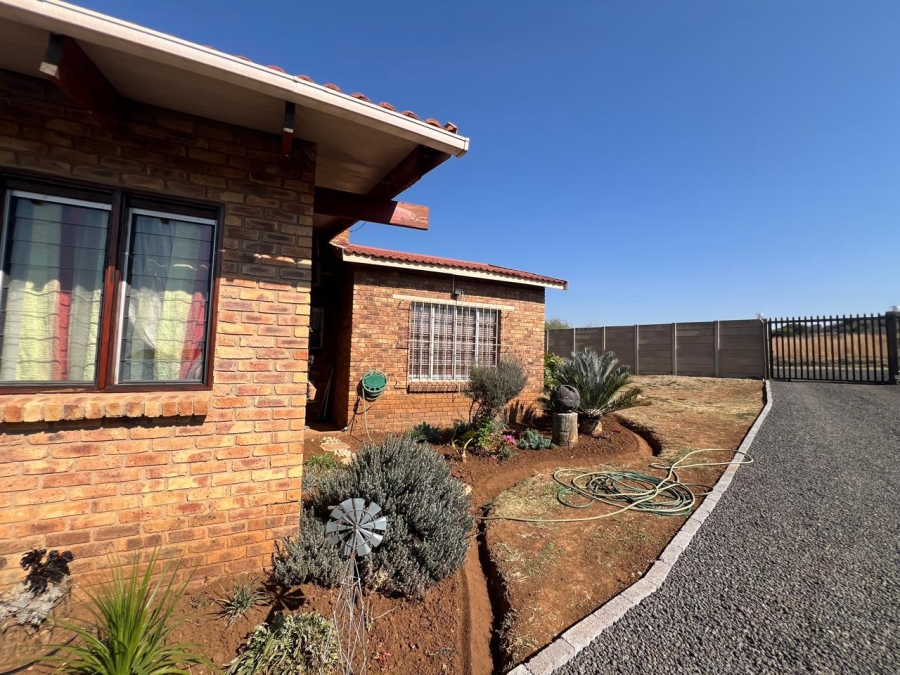5 Bedroom Property for Sale in Vaal Marina Gauteng