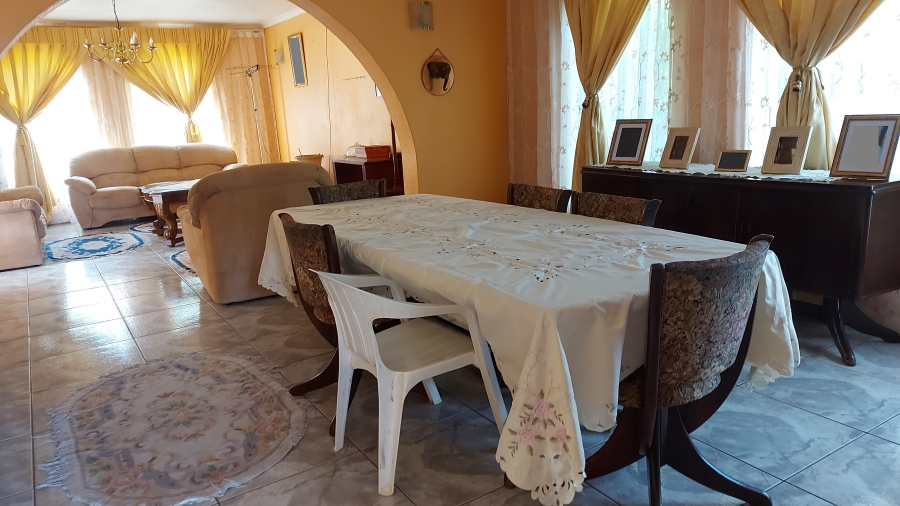 4 Bedroom Property for Sale in Dawn Park Gauteng