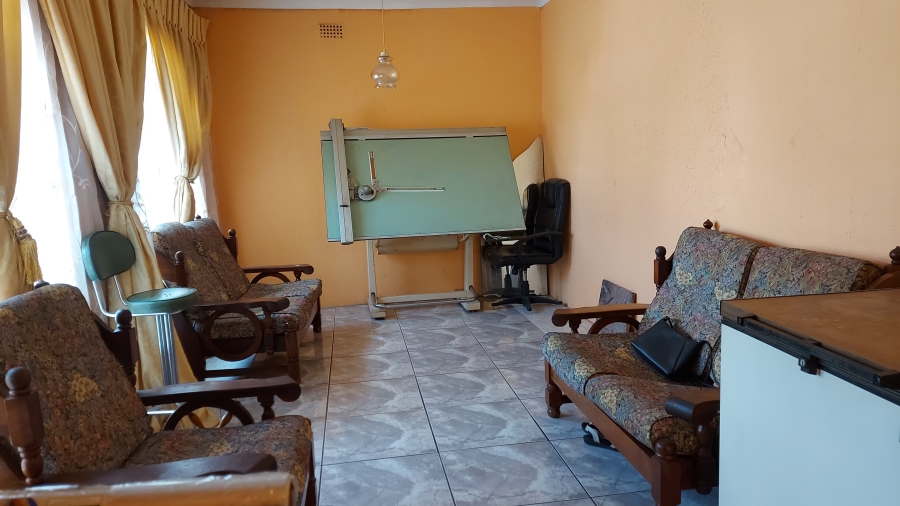 4 Bedroom Property for Sale in Dawn Park Gauteng
