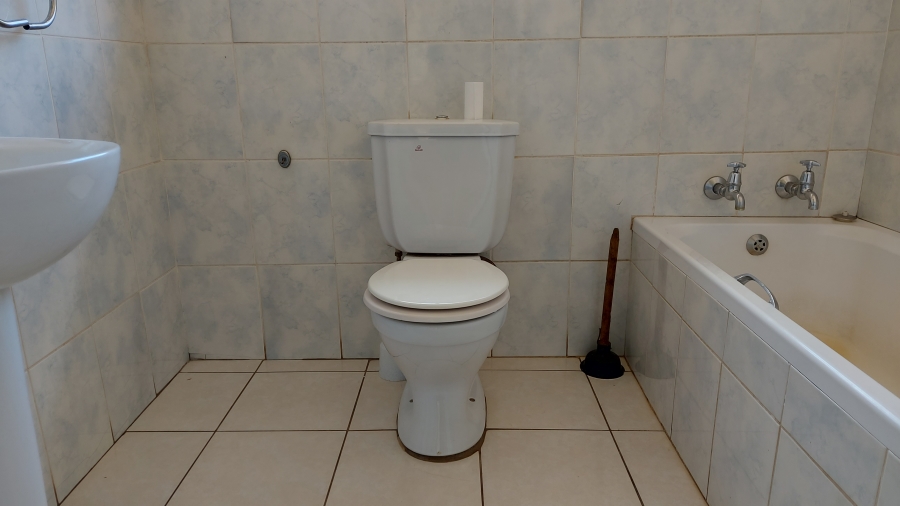 4 Bedroom Property for Sale in Dawn Park Gauteng