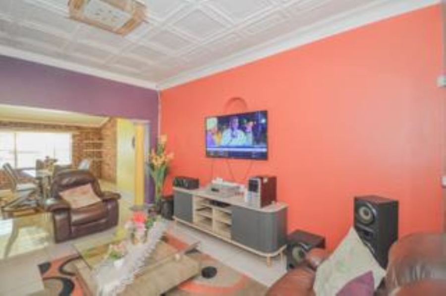 3 Bedroom Property for Sale in Selection Park Gauteng