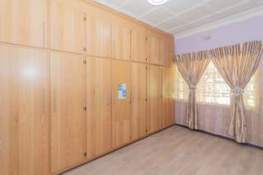 3 Bedroom Property for Sale in Selection Park Gauteng