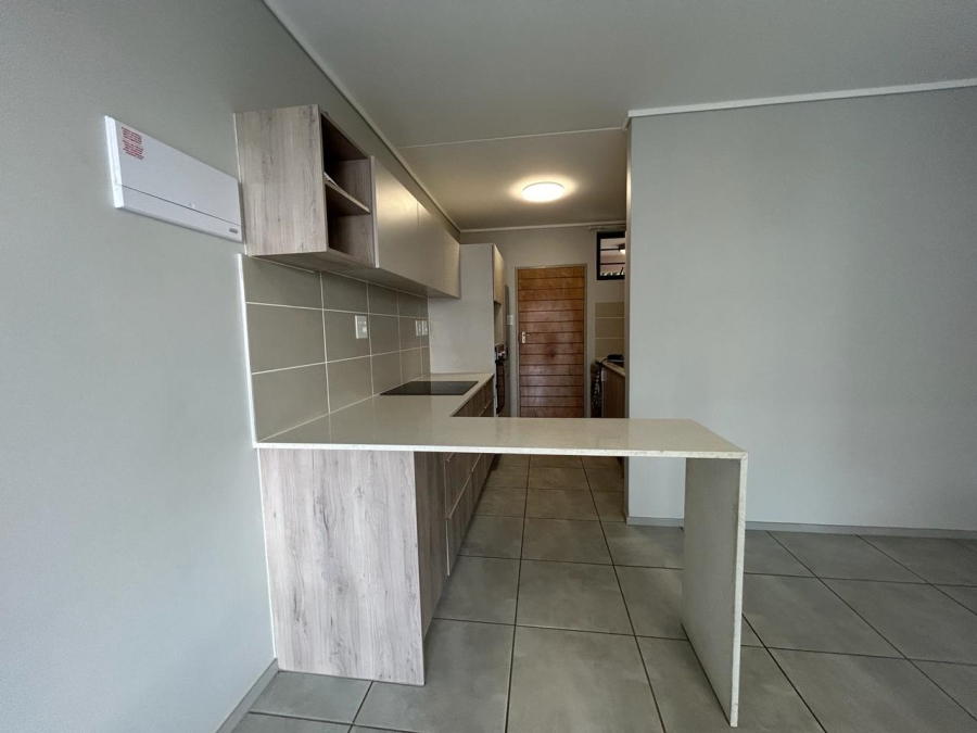 2 Bedroom Property for Sale in Rooihuiskraal North Gauteng