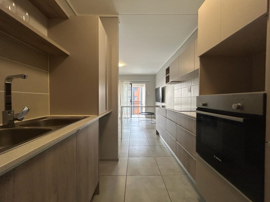 2 Bedroom Property for Sale in Rooihuiskraal North Gauteng