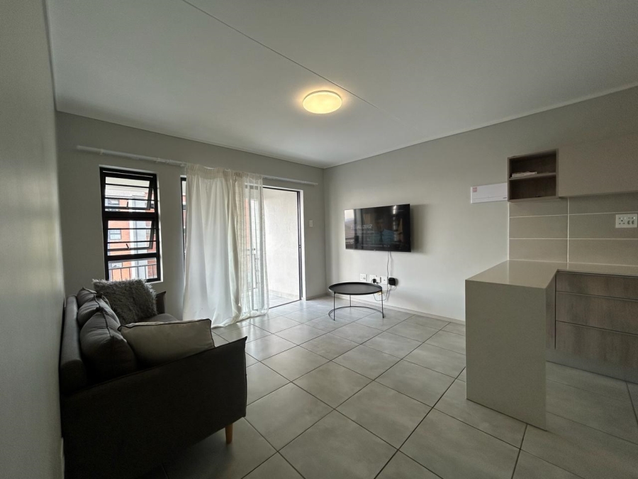 2 Bedroom Property for Sale in Rooihuiskraal North Gauteng
