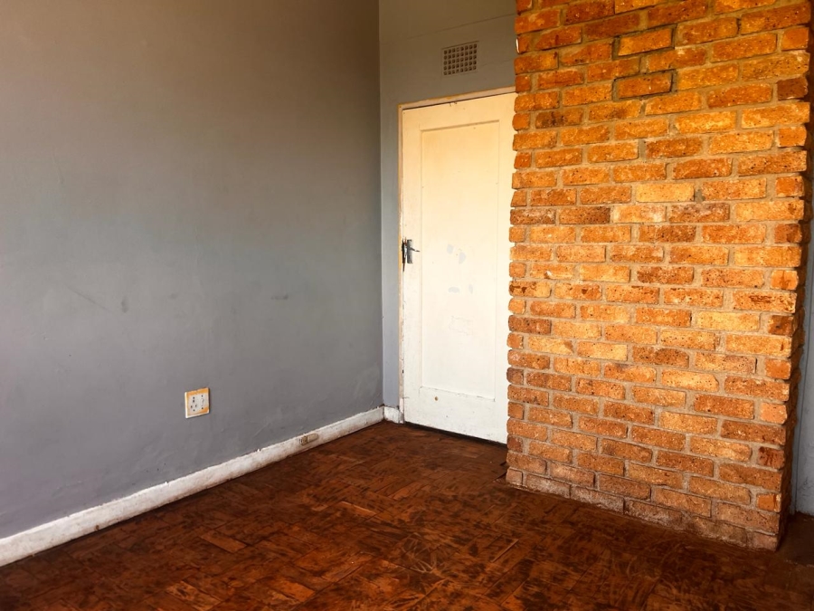 2 Bedroom Property for Sale in Yeoville Gauteng