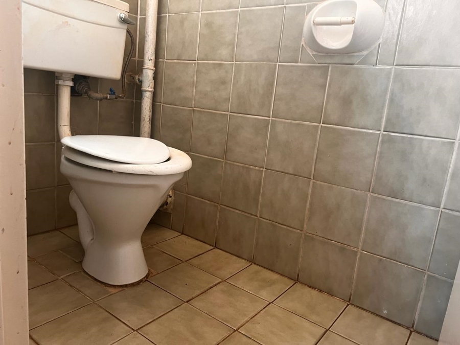 2 Bedroom Property for Sale in Yeoville Gauteng