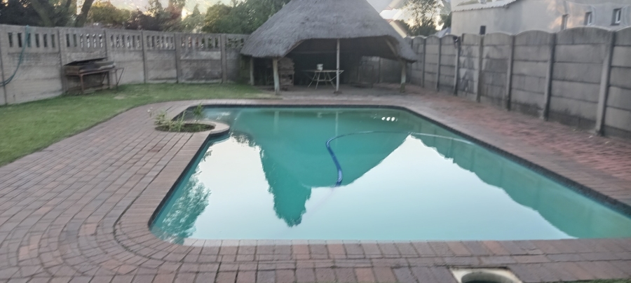 3 Bedroom Property for Sale in Selcourt Gauteng