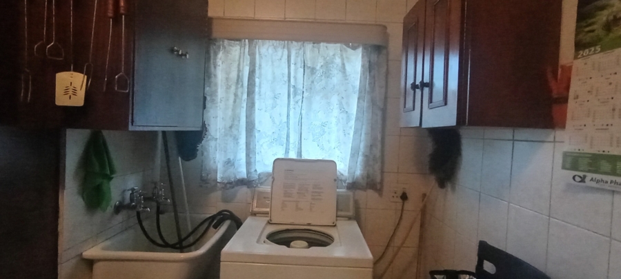 3 Bedroom Property for Sale in Selcourt Gauteng