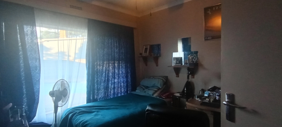3 Bedroom Property for Sale in Selcourt Gauteng