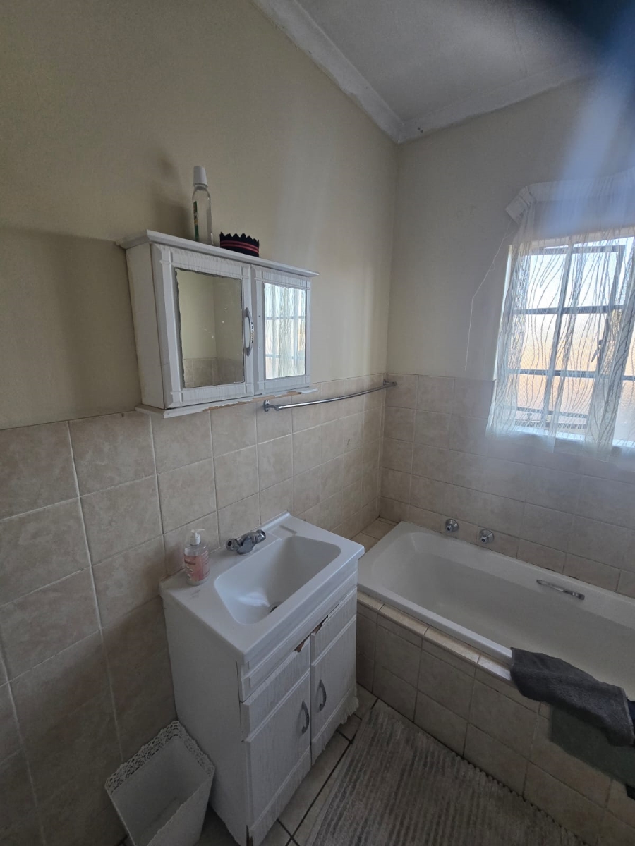 2 Bedroom Property for Sale in Meyerton South Gauteng