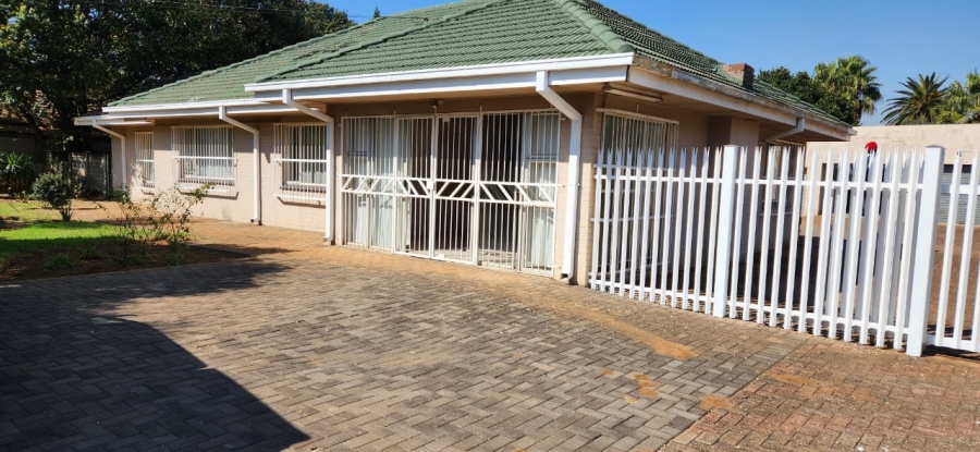 3 Bedroom Property for Sale in Three Rivers Gauteng