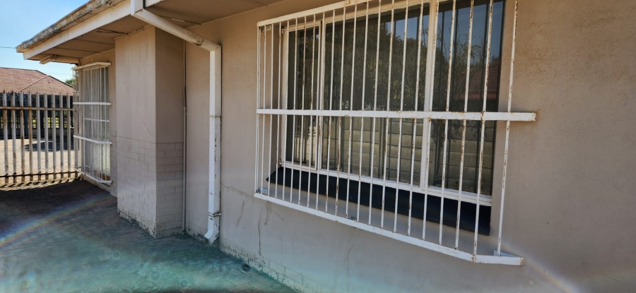 3 Bedroom Property for Sale in Three Rivers Gauteng