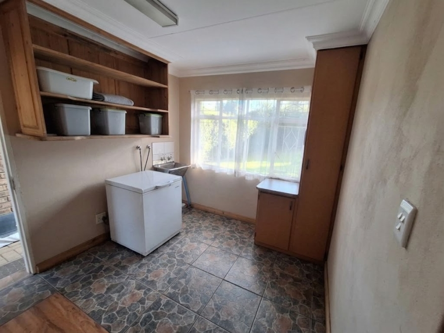 4 Bedroom Property for Sale in Vanderbijlpark SE 2 Gauteng