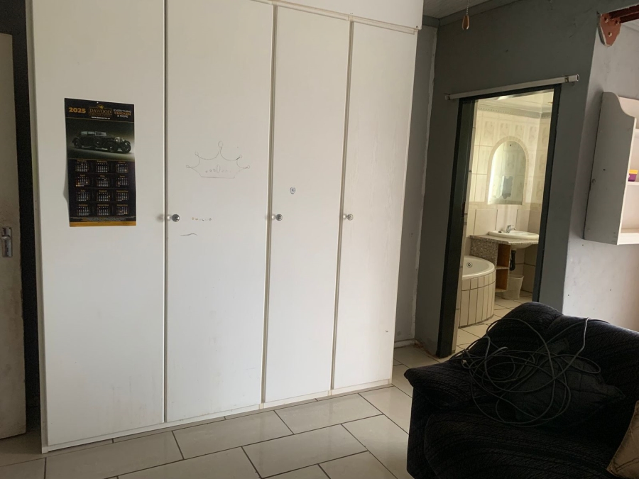 3 Bedroom Property for Sale in Westonaria Gauteng