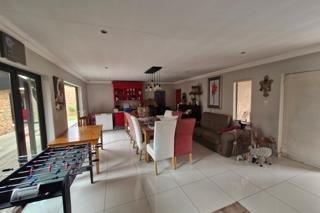 4 Bedroom Property for Sale in Petersfield Gauteng