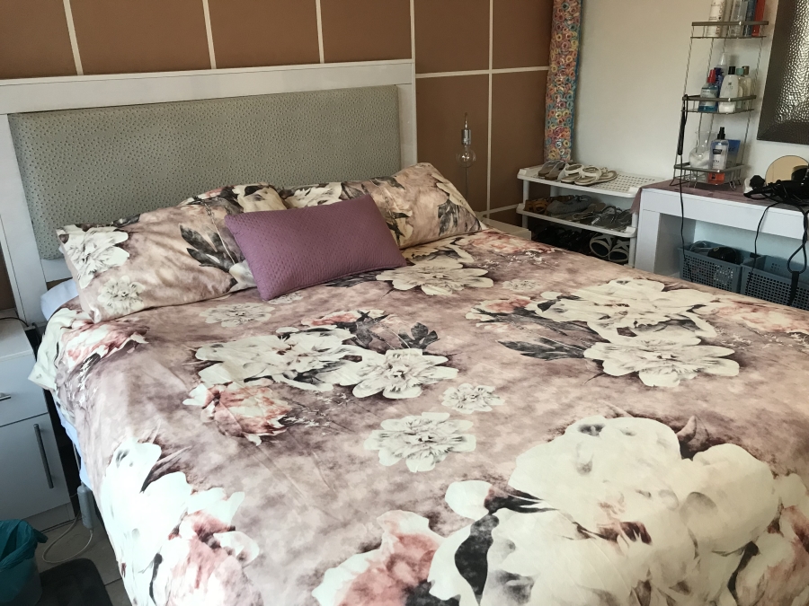 2 Bedroom Property for Sale in Sonneveld Gauteng