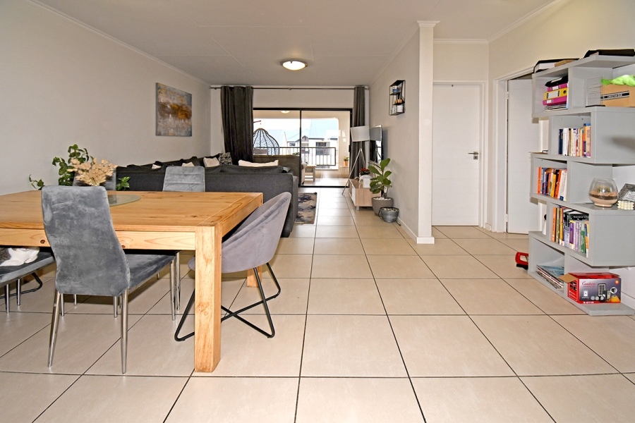 2 Bedroom Property for Sale in Greenstone Hill Gauteng