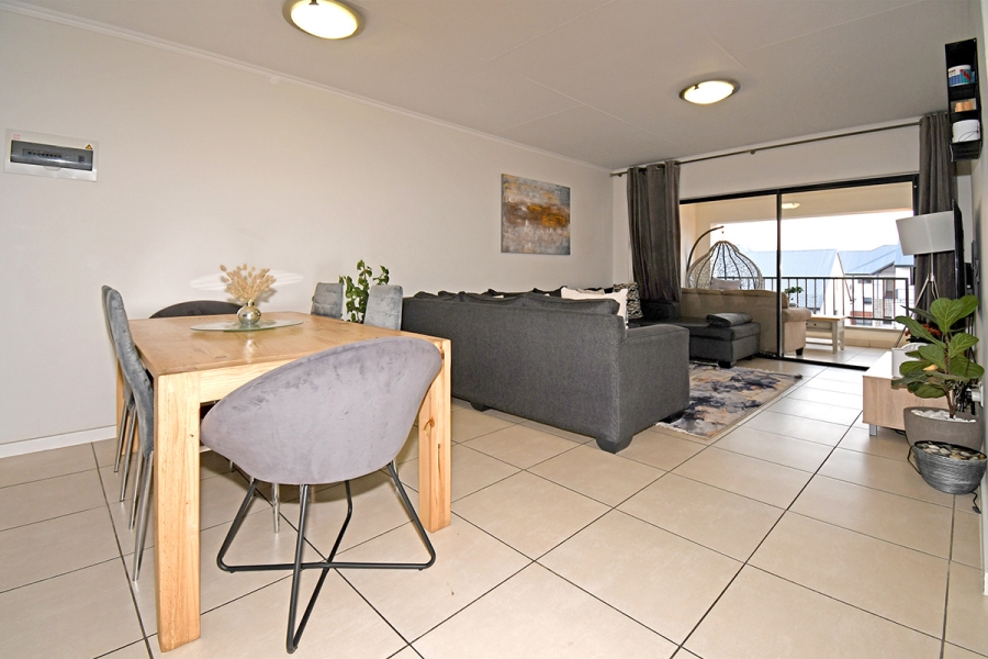 2 Bedroom Property for Sale in Greenstone Hill Gauteng