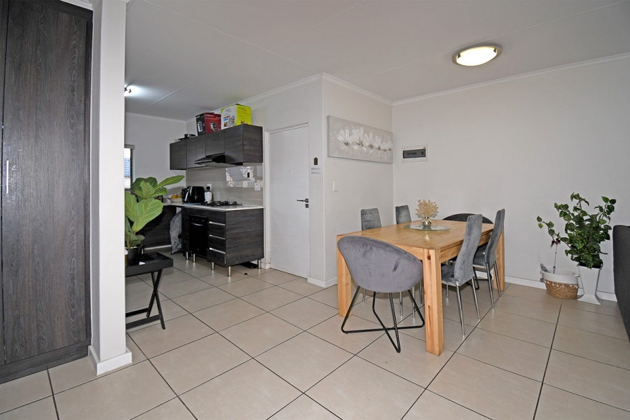 2 Bedroom Property for Sale in Greenstone Hill Gauteng