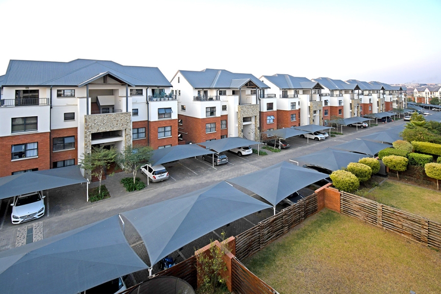 2 Bedroom Property for Sale in Greenstone Hill Gauteng