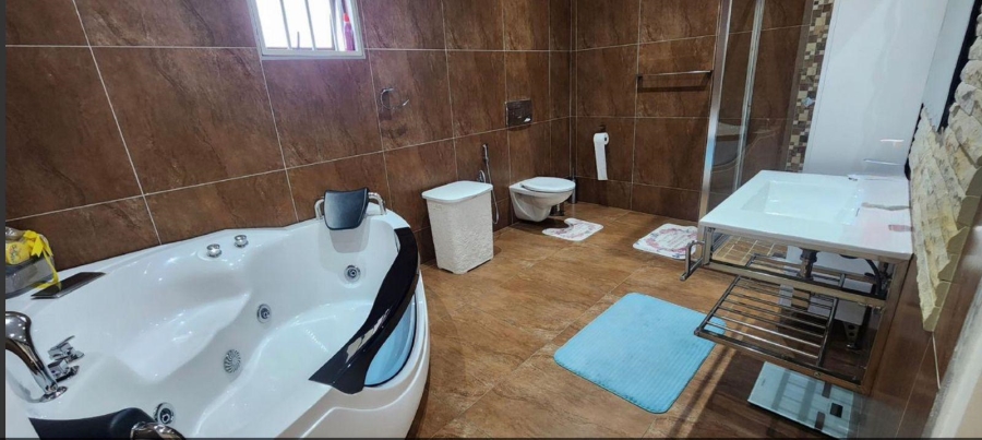 4 Bedroom Property for Sale in Erasmia Gauteng