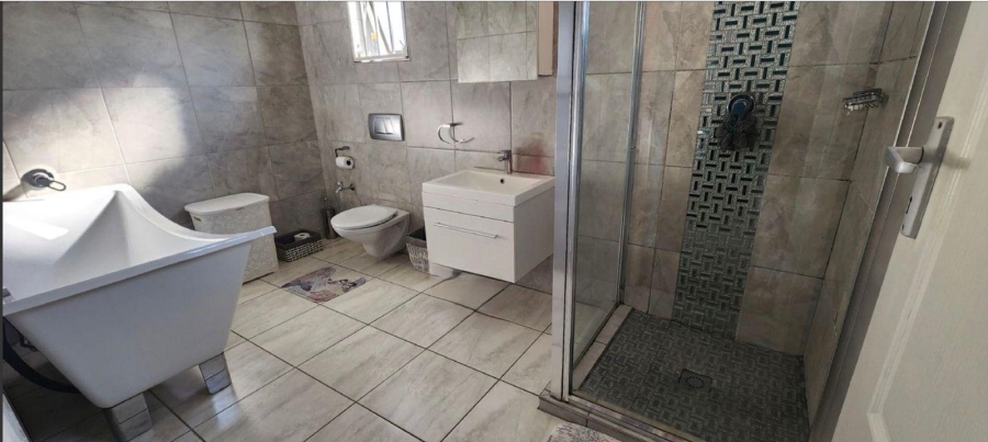 4 Bedroom Property for Sale in Erasmia Gauteng