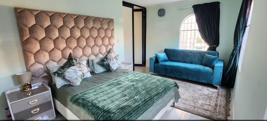 4 Bedroom Property for Sale in Erasmia Gauteng