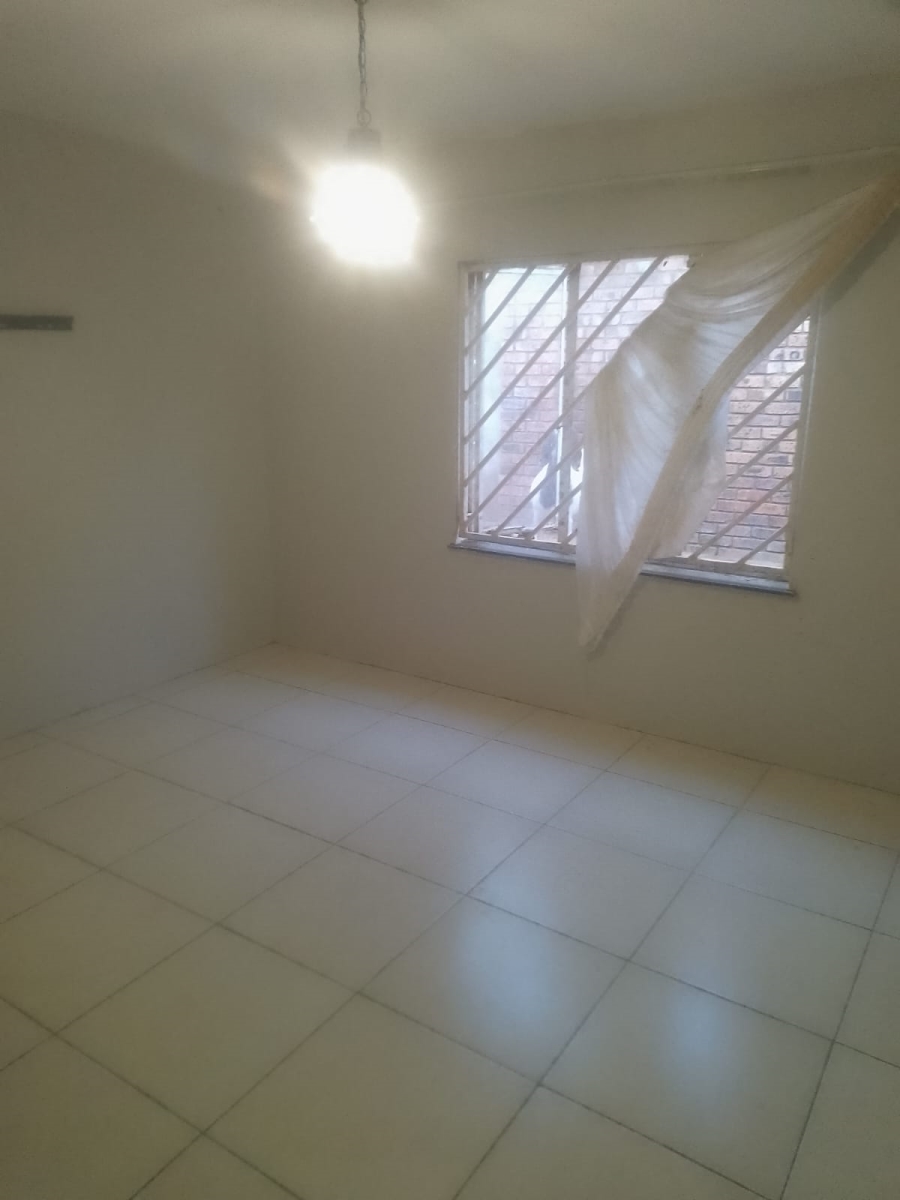 14 Bedroom Property for Sale in Laudium Ext 3 Gauteng