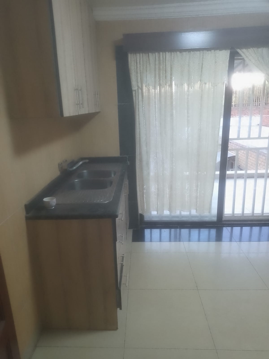 14 Bedroom Property for Sale in Laudium Ext 3 Gauteng