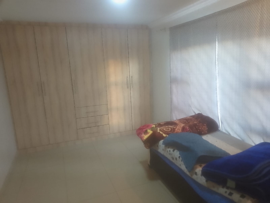 14 Bedroom Property for Sale in Laudium Ext 3 Gauteng