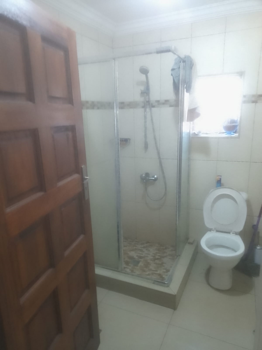 14 Bedroom Property for Sale in Laudium Ext 3 Gauteng