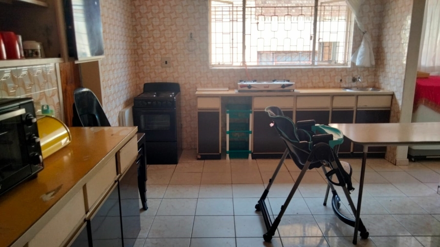 4 Bedroom Property for Sale in Laudium Ext 3 Gauteng
