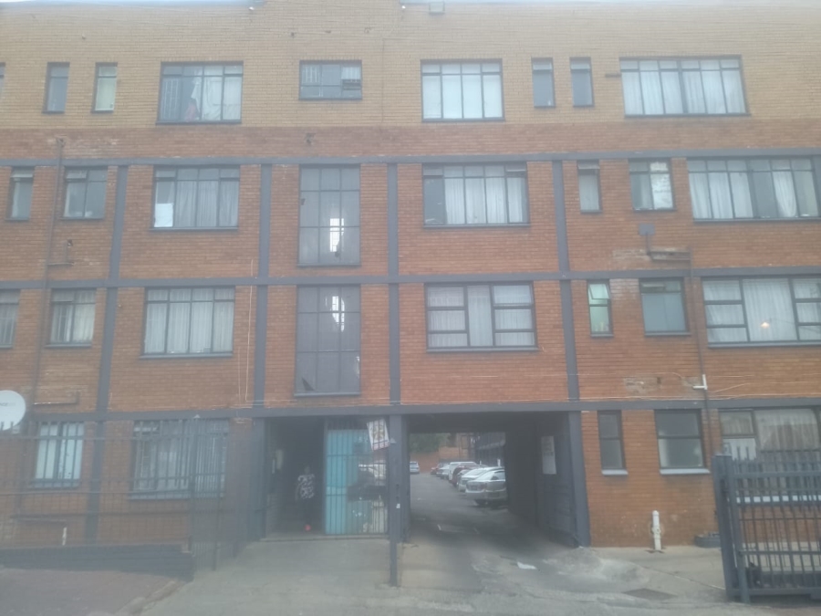 To Let 4 Bedroom Property for Rent in Laudium Gauteng