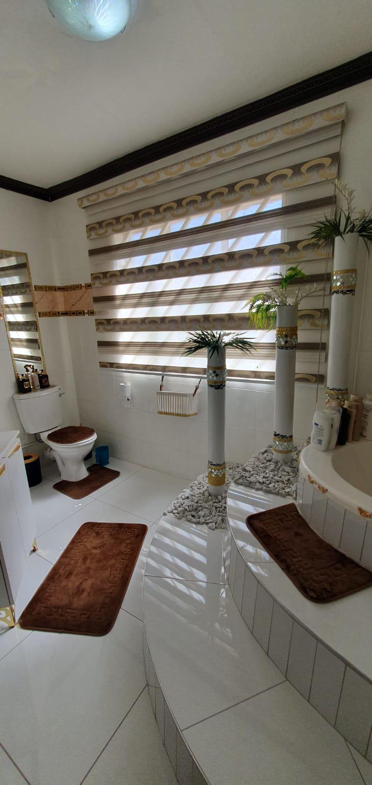 5 Bedroom Property for Sale in Erasmia Gauteng