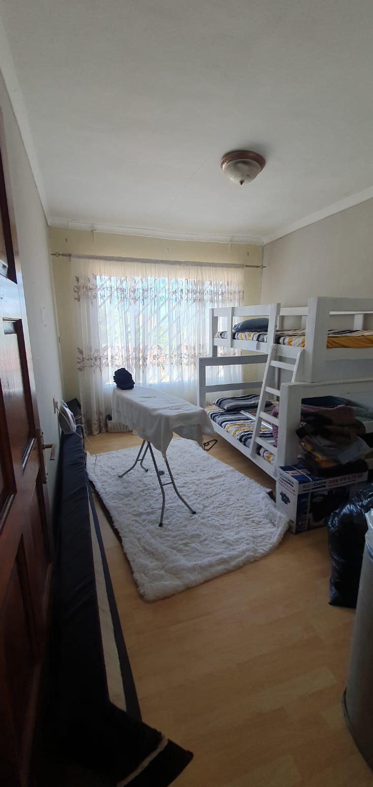 5 Bedroom Property for Sale in Erasmia Gauteng