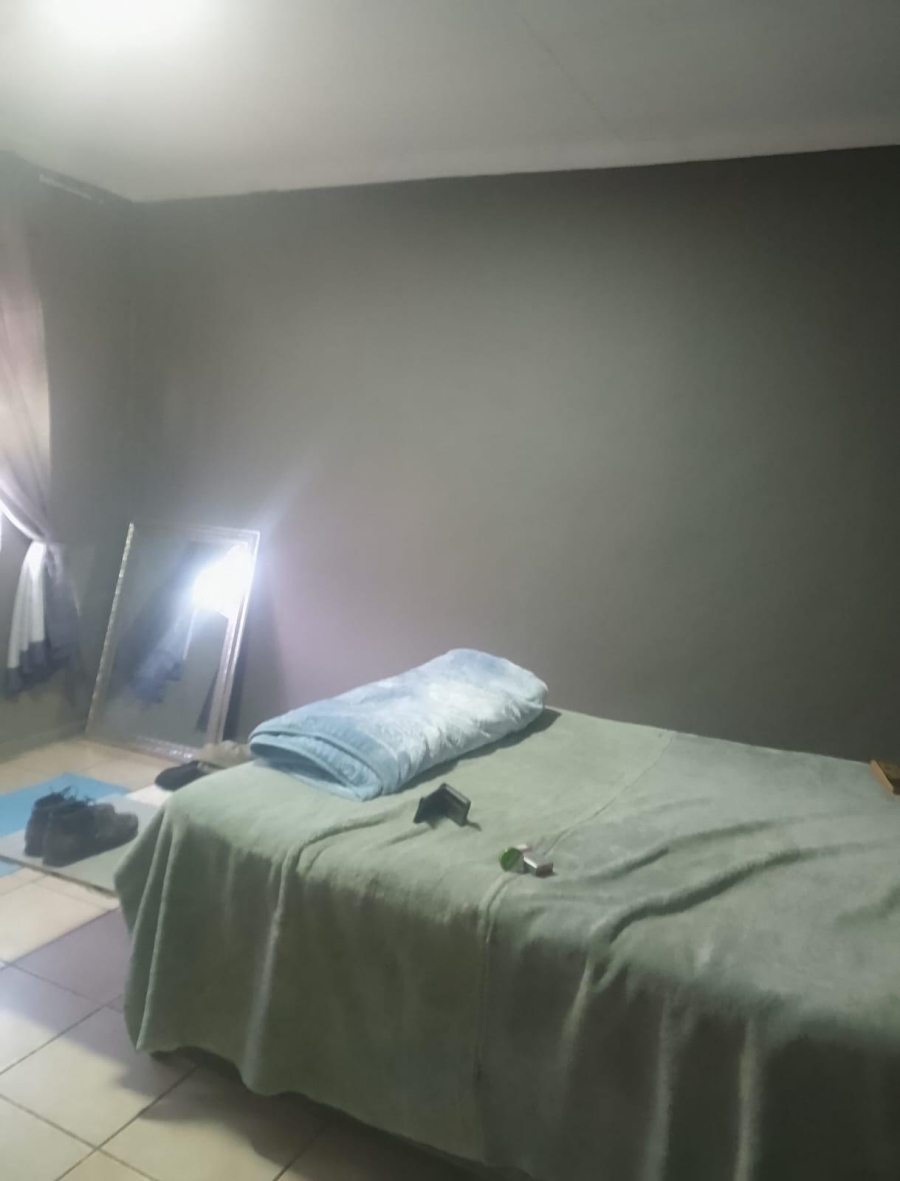 5 Bedroom Property for Sale in Erasmia Gauteng