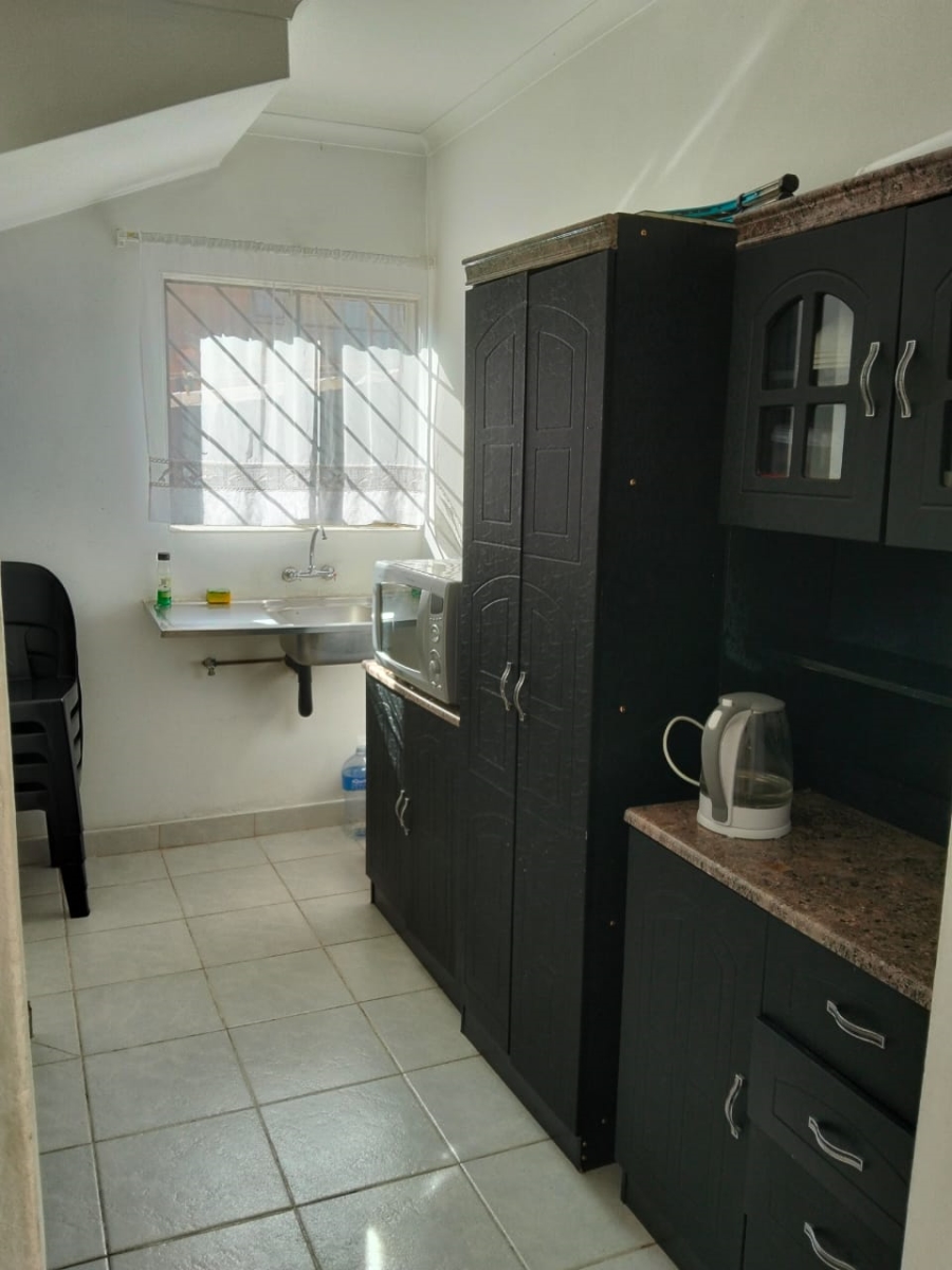 7 Bedroom Property for Sale in Laudium Gauteng