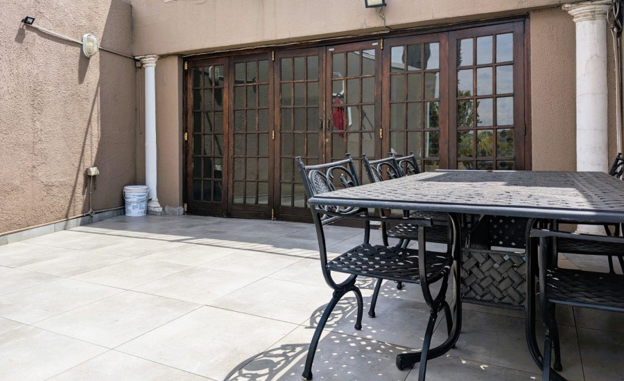 3 Bedroom Property for Sale in Peacehaven Gauteng