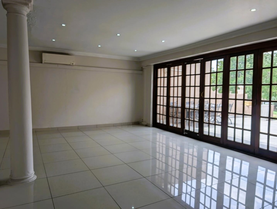3 Bedroom Property for Sale in Peacehaven Gauteng