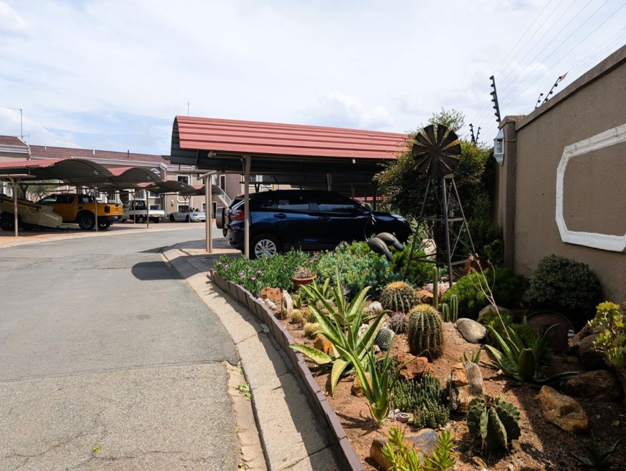 3 Bedroom Property for Sale in Peacehaven Gauteng