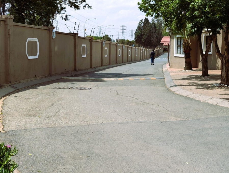 3 Bedroom Property for Sale in Peacehaven Gauteng