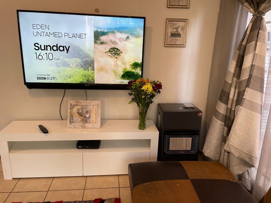 2 Bedroom Property for Sale in Jansenpark Gauteng