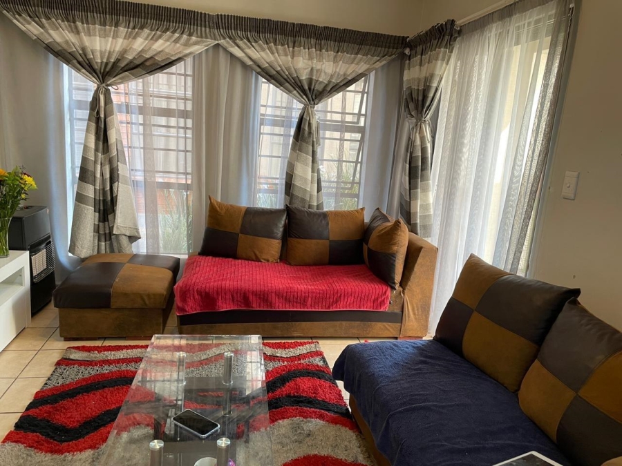 2 Bedroom Property for Sale in Jansenpark Gauteng
