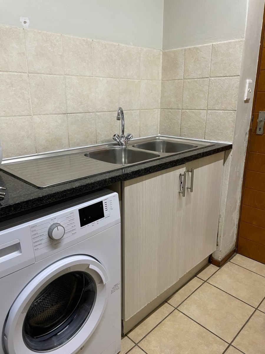 2 Bedroom Property for Sale in Jansenpark Gauteng