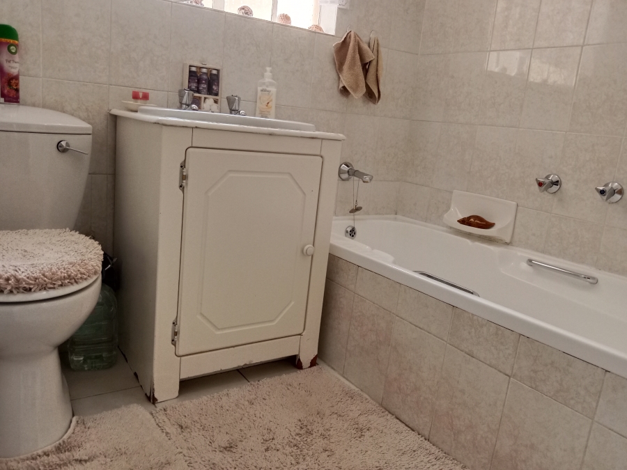3 Bedroom Property for Sale in Parkrand Gauteng