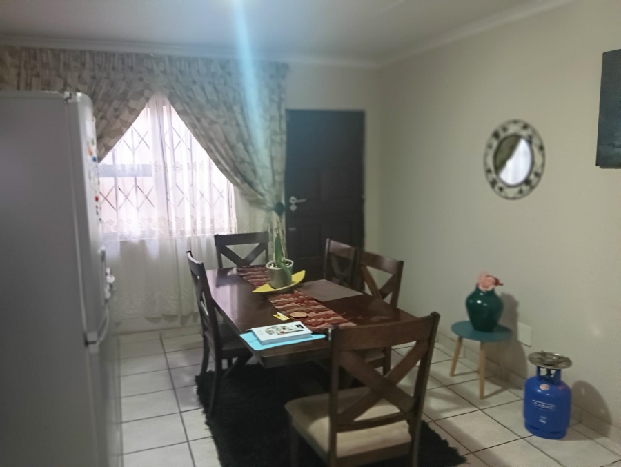 3 Bedroom Property for Sale in Windmill Park Gauteng