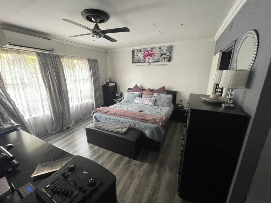 3 Bedroom Property for Sale in Dalpark Proper Gauteng