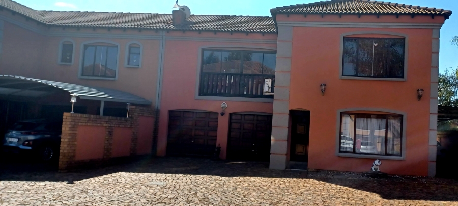 3 Bedroom Property for Sale in Dal Fouche Gauteng